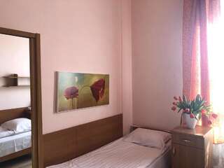 Отель Hotel Haga Ченстохова Двухместный номер с 2 отдельными кроватями и общей ванной комнатой-5